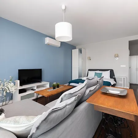 Kosciuszki Apartment With Parking By Nearto Pl Krakow Exterior photo